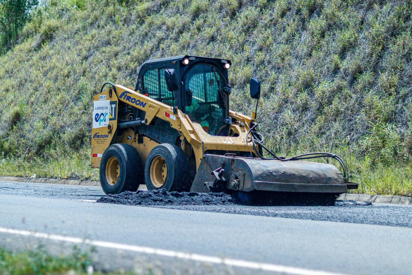 EPR Paraná realiza obras e serviços em rodovias do Lote 4 nesta quinta-feira (5)