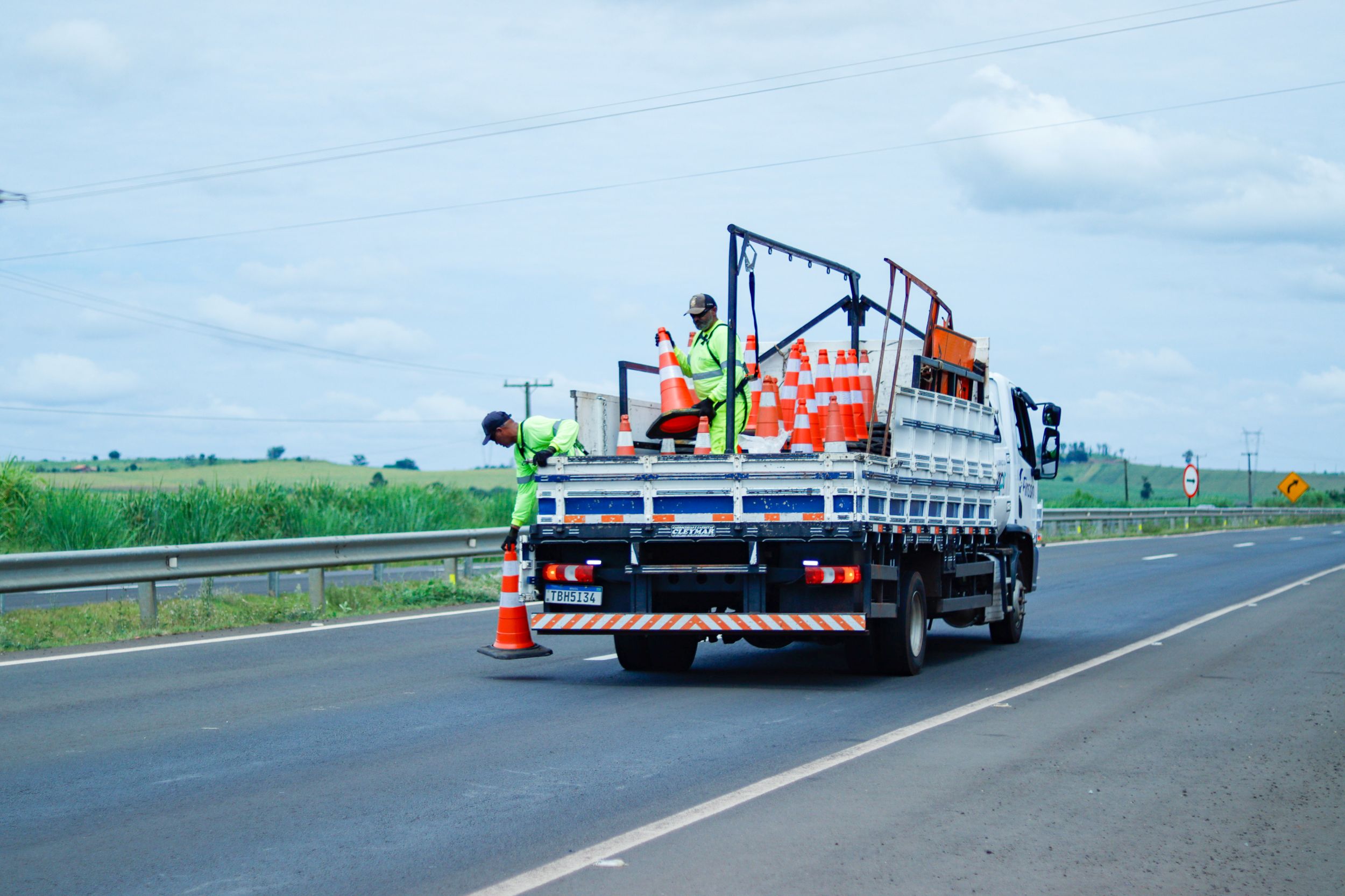 EPR Paraná intensifica obras e serviços em rodovias do Lote 4 nesta segunda-feira (2)