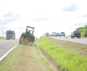 EPR Paraná realiza serviços em rodovias do Lote 4 nesta quinta-feira (16)
