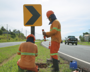 EPR Paraná realiza serviços em rodovias do Lote 4 nesta sexta-feira (17)