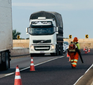 EPR Paraná realiza obras nas rodovias do Norte, Noroeste e Oeste do Estado nesta quinta-feira (30)