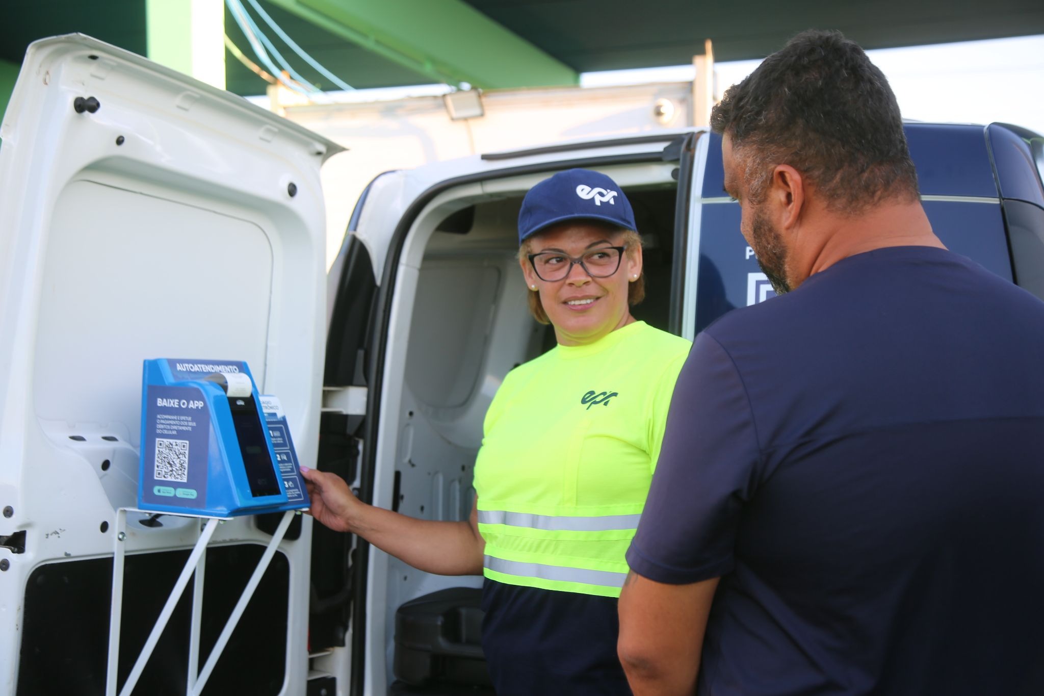 EPR Paraná amplia meios de pagamento do pedágio eletrônico com unidades itinerantes