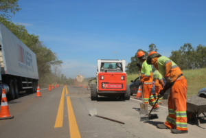 Semana começa com dezenas de frentes de trabalho nas rodovias da EPR Paraná; veja os trechos