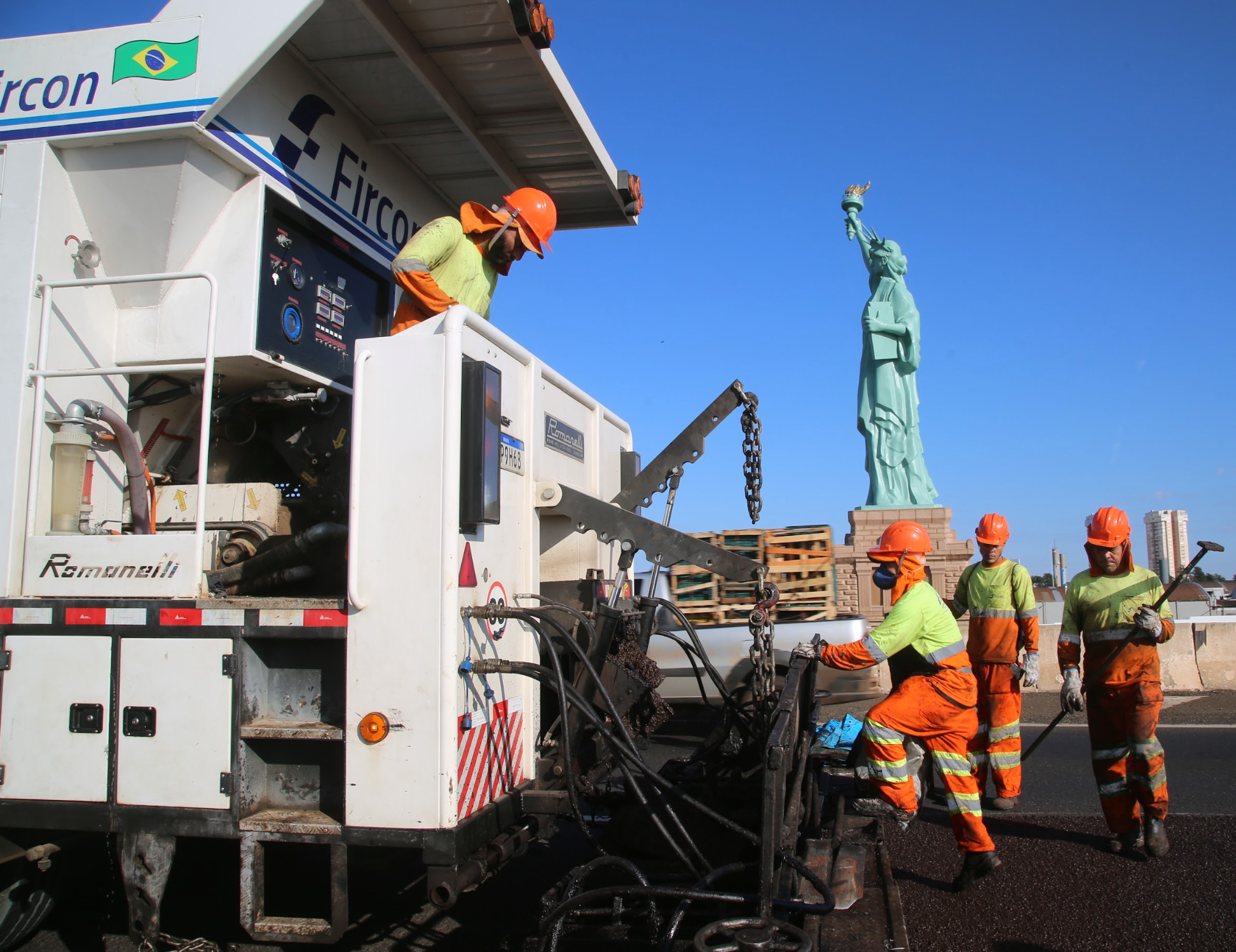 EPR Paraná atualiza frentes de obras e melhorias em rodovias do Noroeste nesta segunda (27)