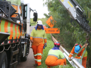 EPR Paraná realiza frentes de melhoria e manutenção em rodovias da região nesta segunda-feira