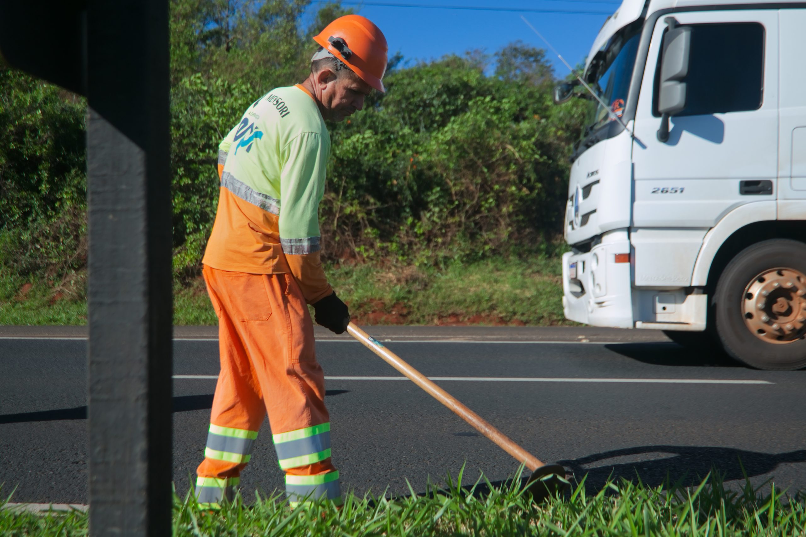 EPR Paraná inicia semana com frentes de manutenção e conservação nas rodovias sob concessão nesta segunda-feira (21)