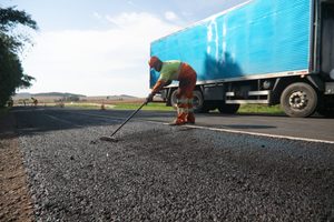 EPR Paraná segue com obras e trabalhos de conservação nas rodovias sob concessão nesta terça-feira (29)