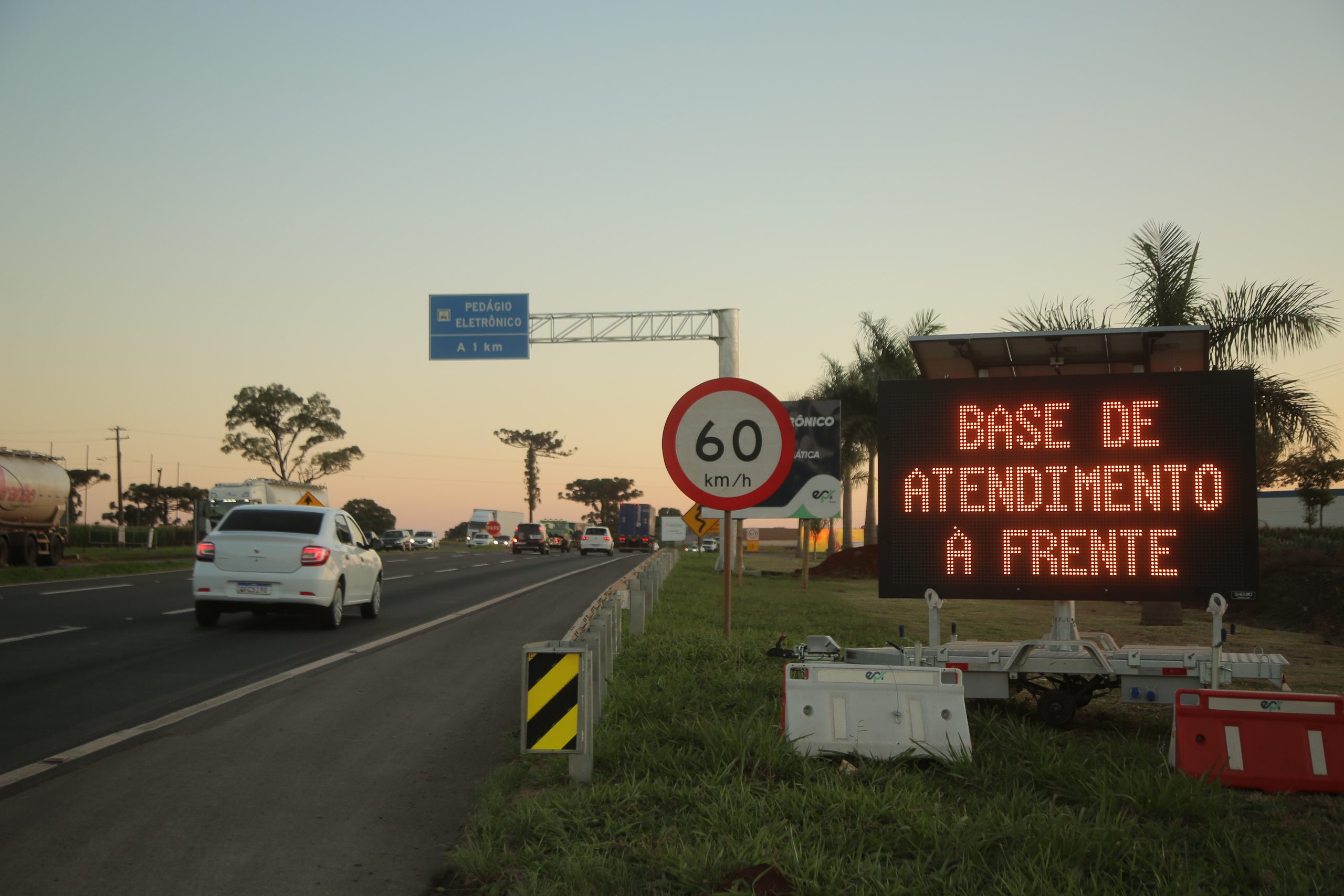 Vai viajar no feriado da Independência? Veja 6 formas para consulta e pagamento do pedágio eletrônico na EPR Paraná